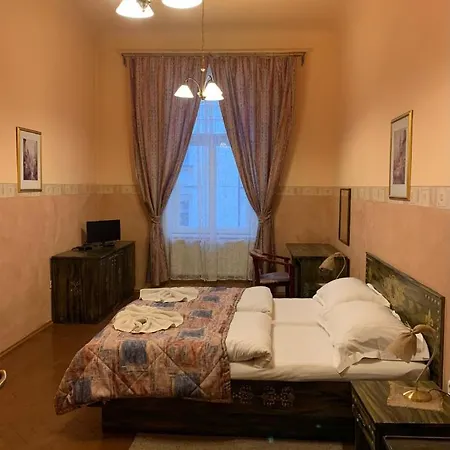 Hotel Victor