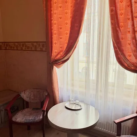 Hotel Victor 3*