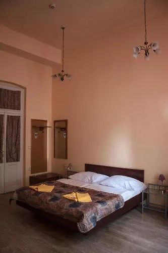 Victor Hotel 3*