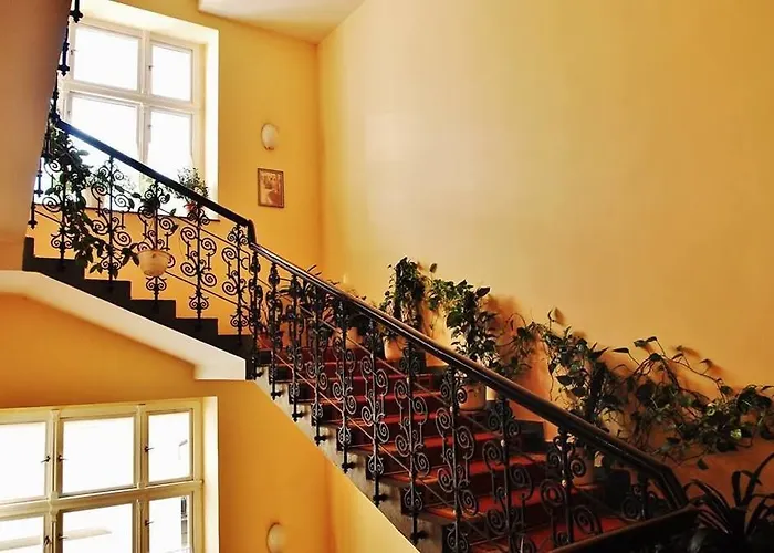 Victor Hotel