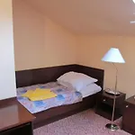 Victor Hotell 3*