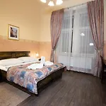 Victor Hotel