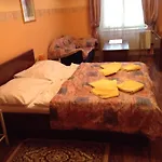 Victor 3*