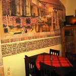 Victor Hotel